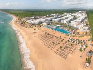 CEPM suministrará energía solar a dos hoteles en Punta Cana