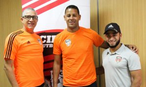 Miguel Lloyd vestirá la camiseta del Cibao FC en la LDF