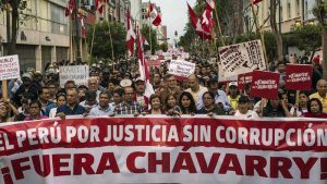 PERU: Protestas exigen renuncia Fiscal General por relación con Odebrecht