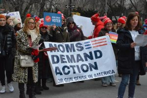 Miles neoyorquinas protestan contra Trump y claman por igualdad