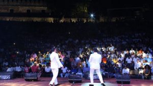 “Mega ultra Omega concierto” en segundo aniversario anfiteatro de PP