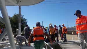 MONTECRISTI: Armada rescata seis técnicos de Medio Ambiente