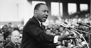 NY reivindica la «fuerza moral» de Luther King para superar problemas