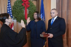 Letitia James se juramenta como Fiscal General de NY