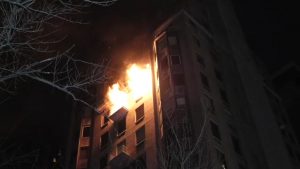 Dos octogenarios pierden la vida fuego en Manhattan