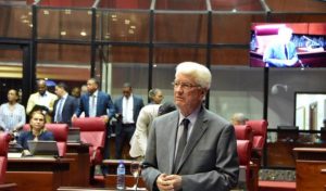 Senador tilda Director PN «un ser mas malo que enfermedades mortales»