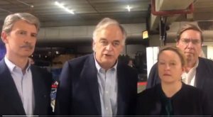 Venezuela expulsa europarlamentarios que iban a reunirse con Juan Guaidó Venezuela expulsa europarlamentarios que iban a reunirse con Juan Guaidó