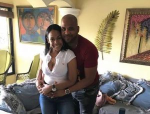 Exsangento de la DNCD lanza esposa desde el tercer piso de un edificio SDE