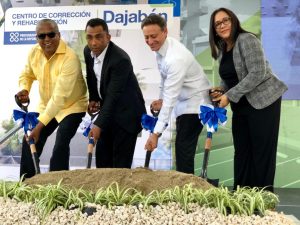 Procurador dice buscan cambiar la situación de las cárceles de RD