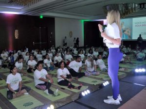 Supermercados Nacional celebra Mes de Salud con edición del Yoga Master