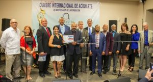 MIAMI: Acroarte en Florida celebra 20 aniversario de su fundación MIAMI: Acroarte en Florida celebra 20 aniversario de su fundación