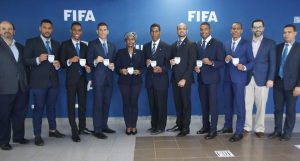 Federación de Fútbol entrega gafetes a los “Árbitros FIFA”