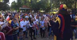 Venezolanos que residen en la República Dominicana exigen salida de Maduro Venezolanos que residen en la República Dominicana exigen salida de Maduro