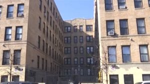 Autoridades notifican caseros de 250 edificios por violaciones peligrosas