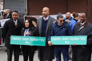 Nombran Lesandro Guzmán esquina donde fue asesinado en El Bronx Nombran Lesandro Guzmán esquina donde fue asesinado en El Bronx