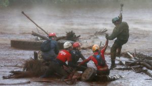 BRASIL: Aumenta a 142 el número de muertos por la tragedia minera