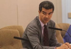 Ydanis impulsa proyecto en apoyo ley otorgaría licencias a indocumentados