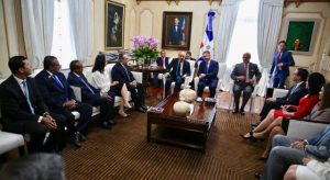 Presidente Danilo Medina se reúne con la nueva directiva del Conep