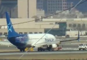 N. JERSEY: Avión con 189 pasajeros aterrizó de emergencia en Newark N. JERSEY: Avión con 189 pasajeros aterrizó de emergencia en Newark