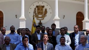 Parlamento autoriza a Guaidó decretar estado de alarma nacional por apagón Parlamento autoriza a Guaidó decretar estado de alarma nacional por apagón