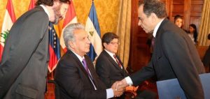 QUITO: Embajador RD presenta credenciales ante el Presidente QUITO: Embajador RD presenta credenciales ante el Presidente