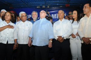 Hipólito Mejía promete devolver la «institucionalidad» al sector agropecuario Hipólito Mejía promete devolver la «institucionalidad» al sector agropecuario