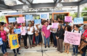 Las dominicanas denuncian violencia y desigualdad social y económica