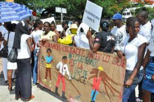 Mujeres de ascendencia haitiana reclaman le reconozcan nacionalidad