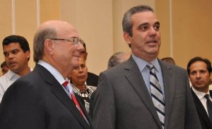 Hipólito y Abinader critican aprestos reeleccionistas realizan funcionarios