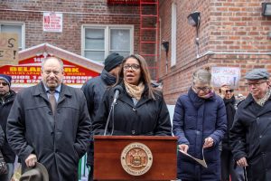 Fiscal y Gobernador demandan a un propietario de viviendas en Queens Fiscal y Gobernador demandan a un propietario de viviendas en Queens