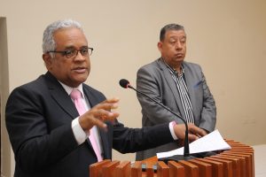 Ministro llama Provinciales de Salud trabajar para controlar enfermedades