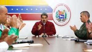 Maduro pidió a venezolanos «prepararse para lo peor» ante el histórico apagón Maduro pidió a venezolanos «prepararse para lo peor» ante el histórico apagón