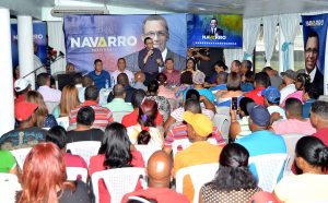 Andrés Navarro recibe respaldo dirigentes peledeistas de Nagua