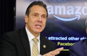 Gobernador le pide a Amazon que reconsidere establecerse en Nueva York Gobernador le pide a Amazon que reconsidere establecerse en Nueva York