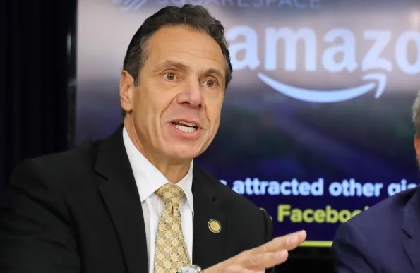 Gobernador le pide a Amazon que reconsidere establecerse en Nueva York imagen