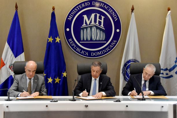 UE dará apoyo a República Dominicana para administración transparente imagen