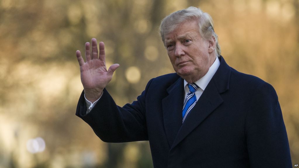 EEUU Presidente Trump aprueba el horario de verano sea permanente imagen