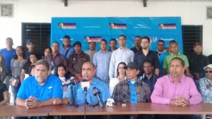 VENEZUELA: Sindicatos leales al chavismo se unen a la oposición