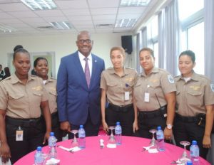 Alcalde de Santo Domingo Este agasaja a mujeres destacadas