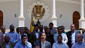 VENEZUELA: Guaidó solicitará a Parlamento decretar alarma nacional por apagón VENEZUELA: Guaidó solicitará a Parlamento decretar alarma nacional por apagón