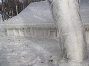 Tormenta de nieve se “traga” una casa en NY
