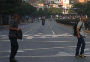 Venezuela reanuda sus actividades tras superar colapso de su sistema eléctrico