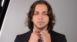 Cantante urbano Omarlhy estrena tema “El esqueleto”