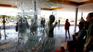 VENEZUELA: Saqueos en Zulia durante apagón dejan importantes pérdidas VENEZUELA: Saqueos en Zulia durante apagón dejan importantes pérdidas