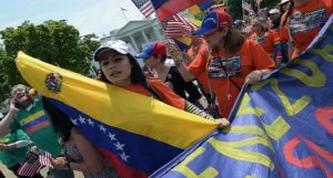 Exilio venezolano pide a Trump «apoyo armado» tras los videos de torturas