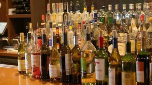 Dirigente PRD ve consecuencias reducir horario venta de bebidas