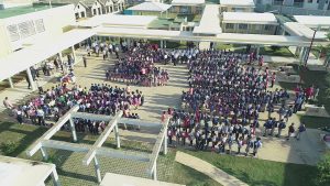 FARD auspicia izamiento bandera nacional en Ciudad Juan Bosch