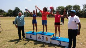 Pichardo y Codio ganan oro en Atletismo Escolar