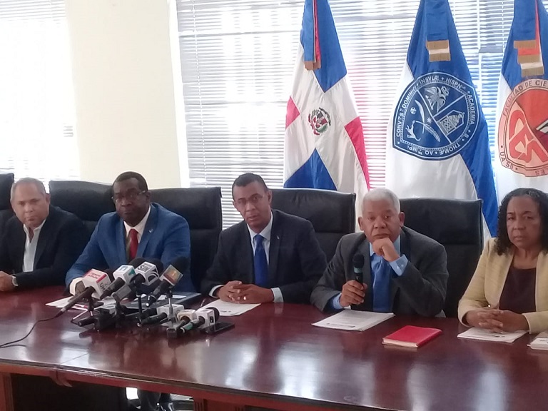 Investigación de la UASD advierte sobre desaceleración de economía en RD imagen