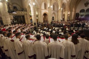 Clásicos de la música sacra cautivan  al público